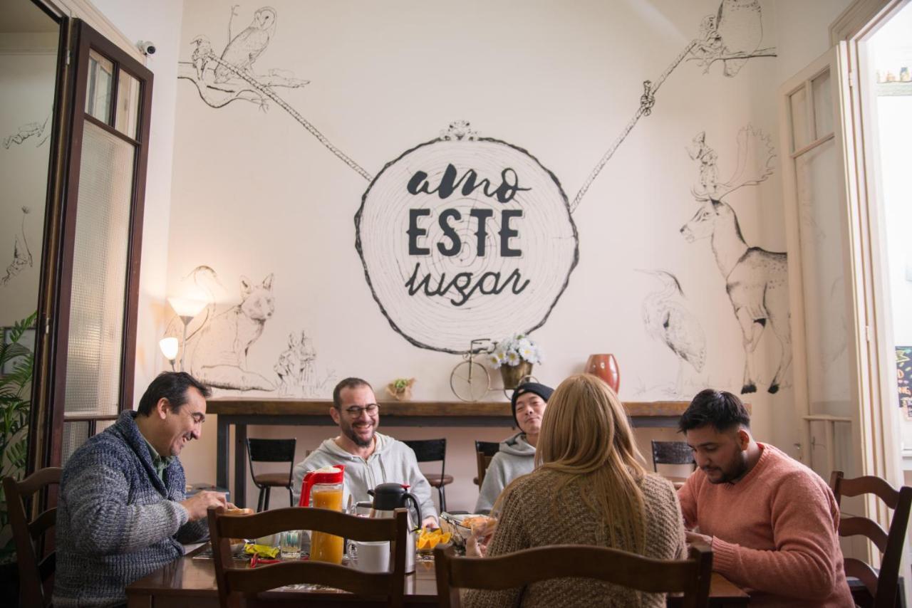 Amo Este Lugar Hostel *